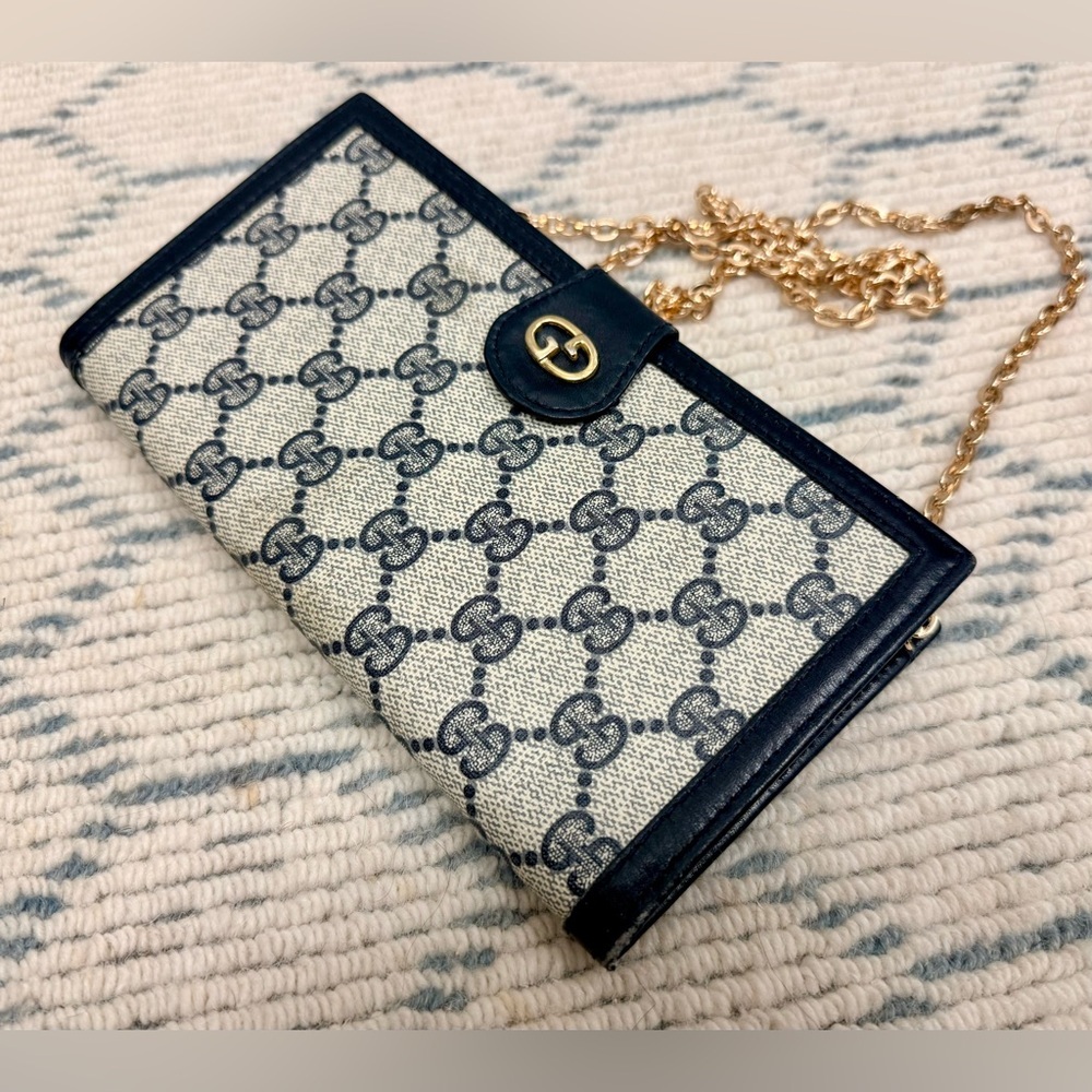 GUCCI Vintage 80’s Rare Navy GG Supreme Monogram Canvas Clutch W/ Crossbody - Picture 5 of 16